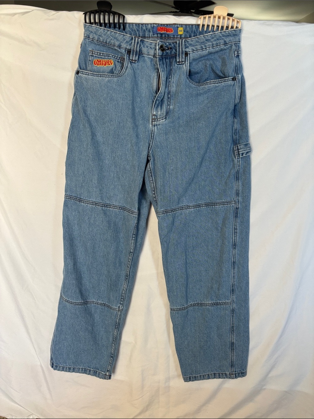 Empyre Men's Light Blue Relaxed Straight Jeans